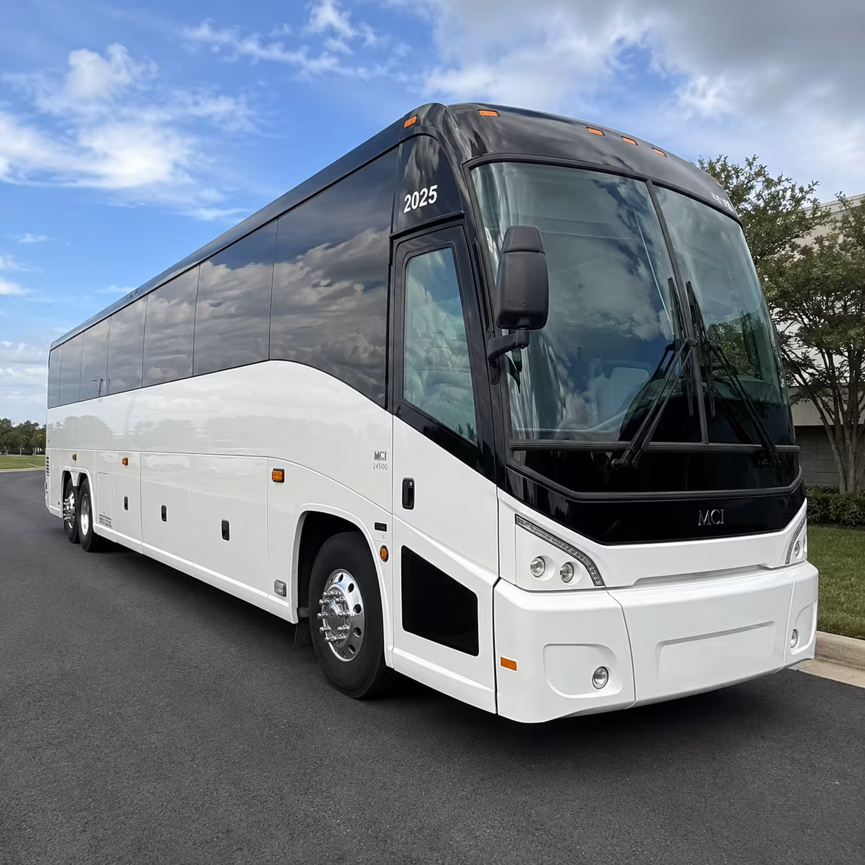 charter buses for large birthday celebrations and group shuttles in largo