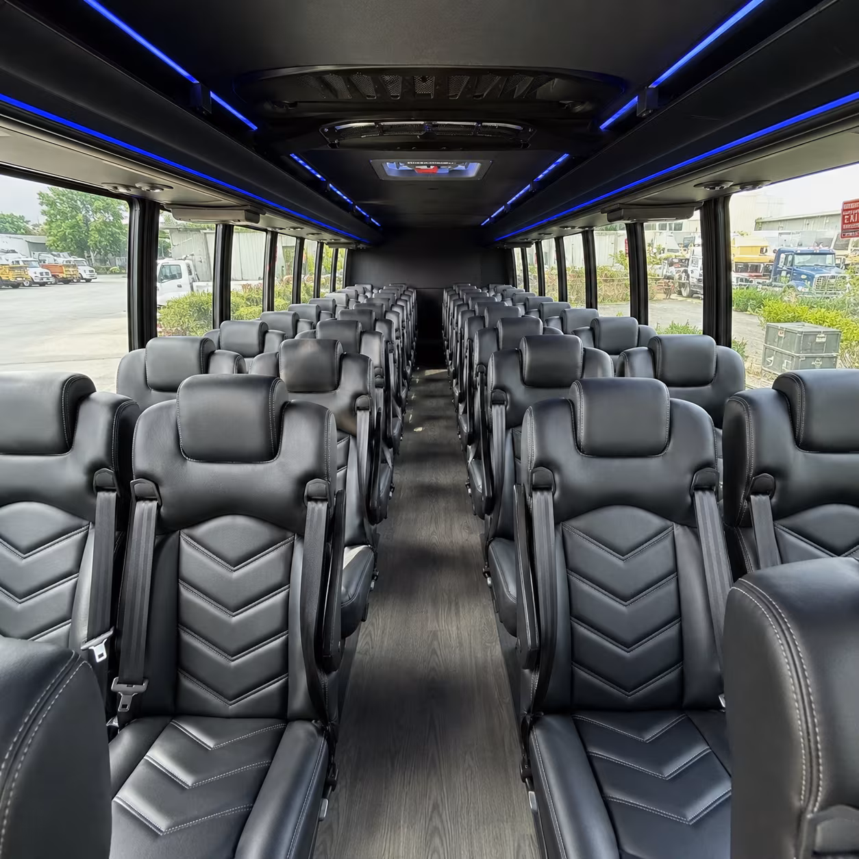 largo 28 passenger minibus interior