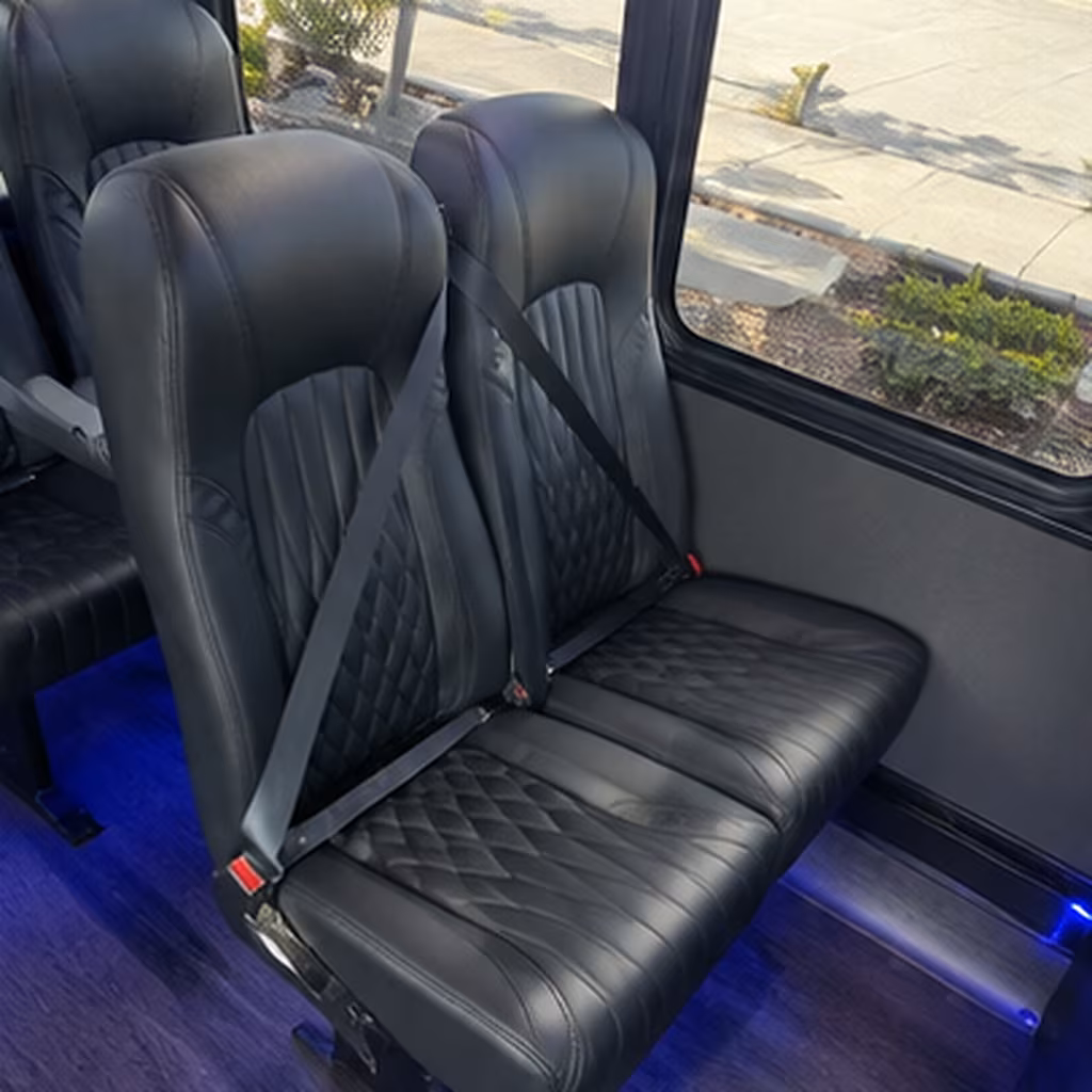 largo 30 passenger minibus interior