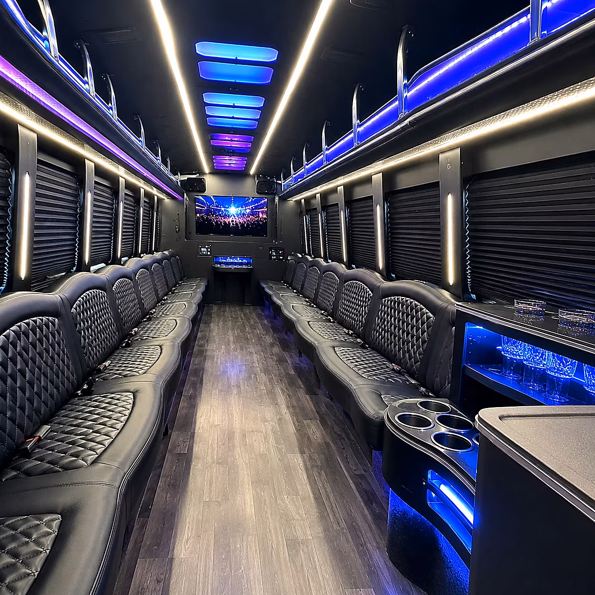 largo bus interior 4