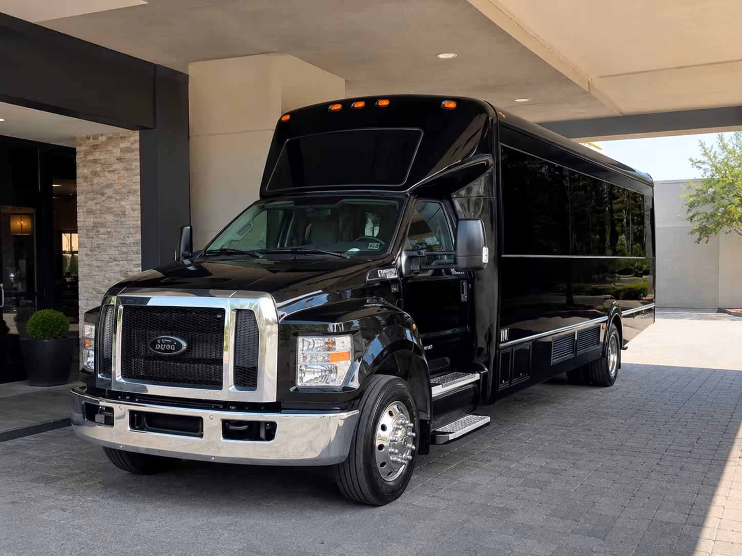 largo night out party bus rental