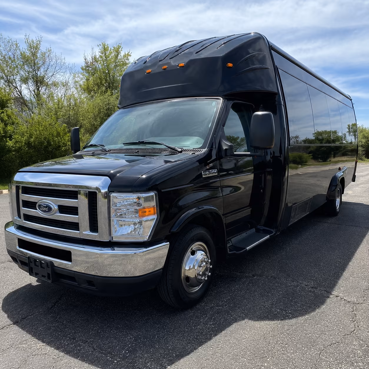 senior ministry and mobility accessible church buses in largo